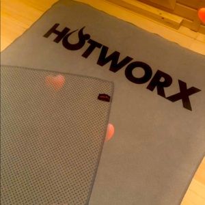 Hotworx towel and mat